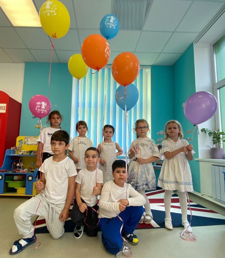 Детский сад, дети, шарики